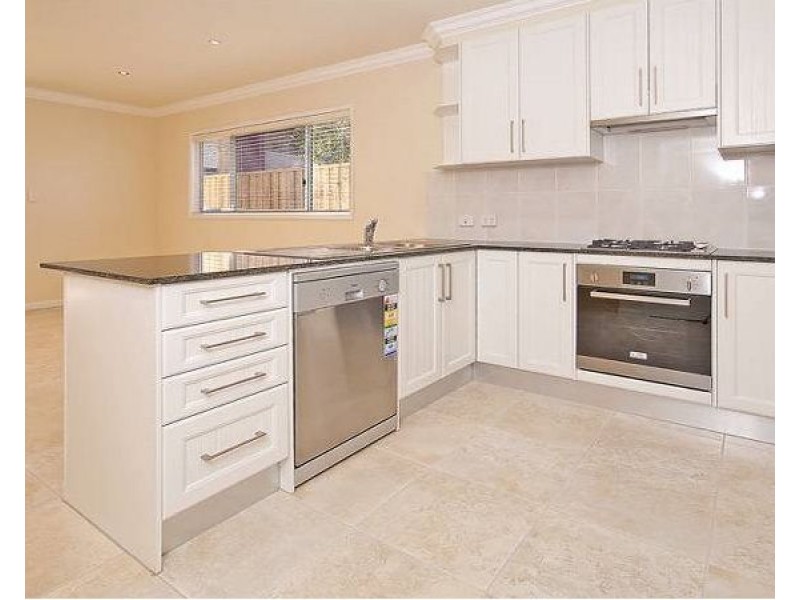 68A Winchester Street, Hamilton QLD 4007