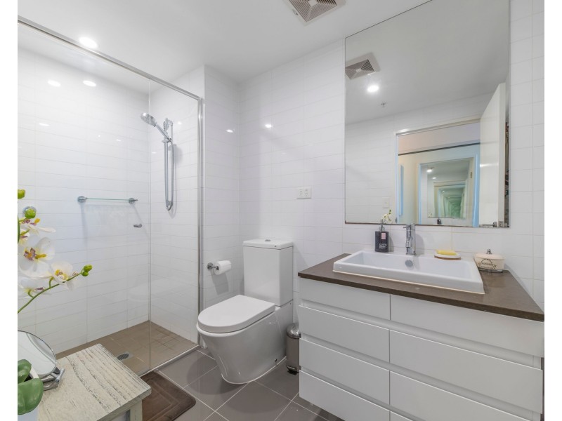 4142/37c Harbour Road, Hamilton QLD 4007