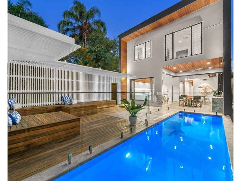 15 Argyle Street, Red Hill QLD 4059