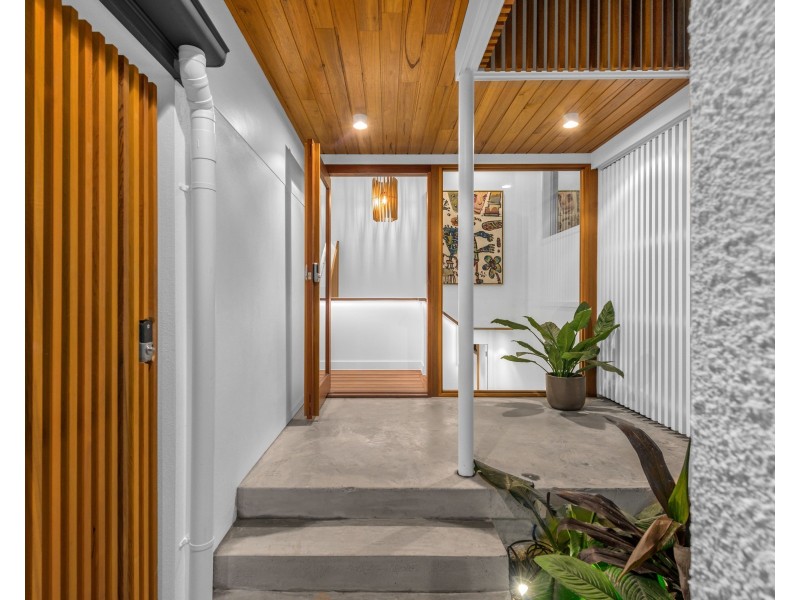 15 Argyle Street, Red Hill QLD 4059