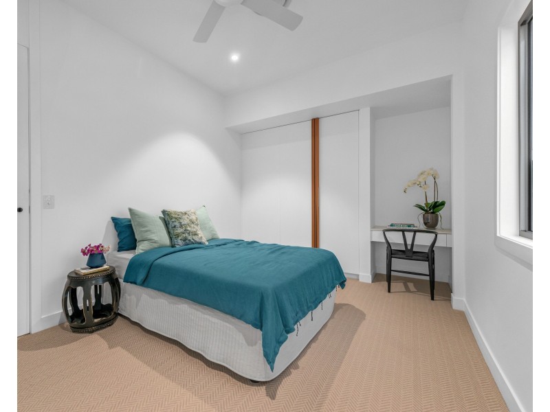 15 Argyle Street, Red Hill QLD 4059