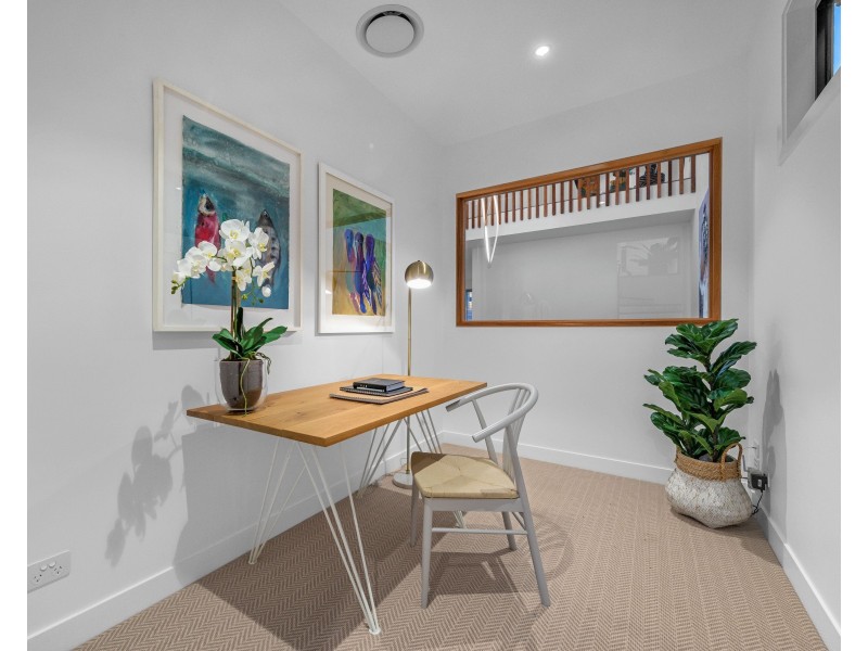 15 Argyle Street, Red Hill QLD 4059