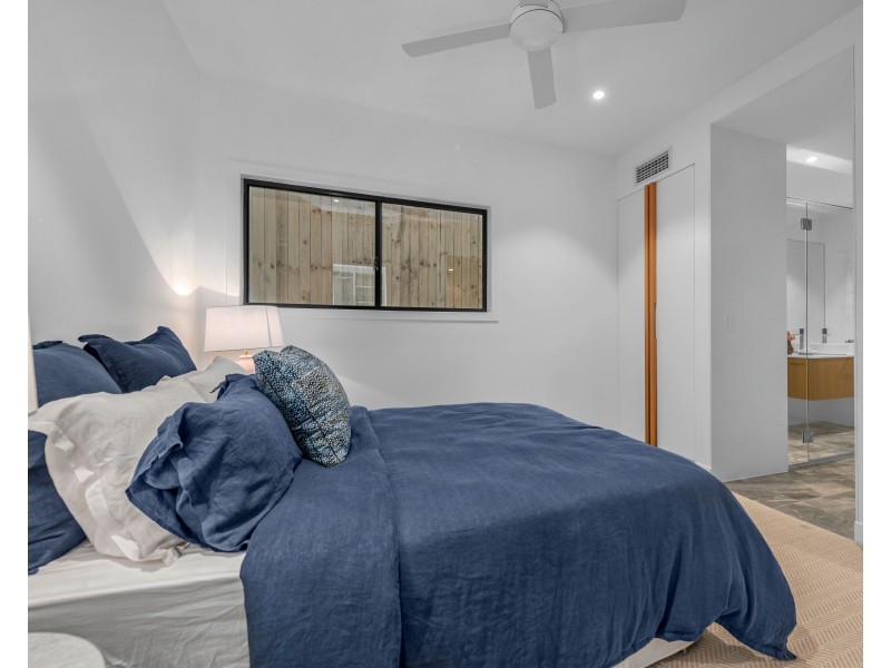 15 Argyle Street, Red Hill QLD 4059