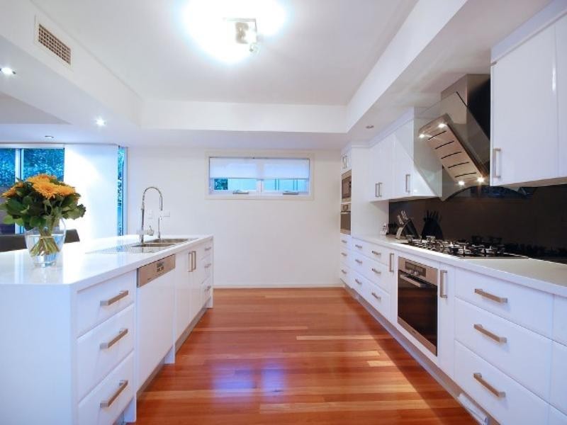 77 Oxlade Drive, New Farm QLD 4005