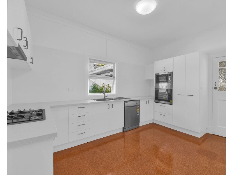 86 Woodville Street, Hendra QLD 4011