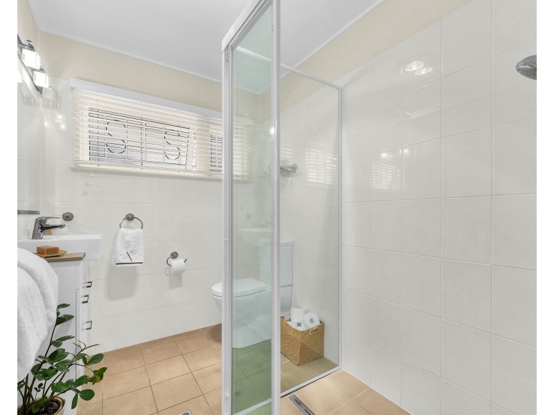 1/104 Oriel Road, Clayfield QLD 4011