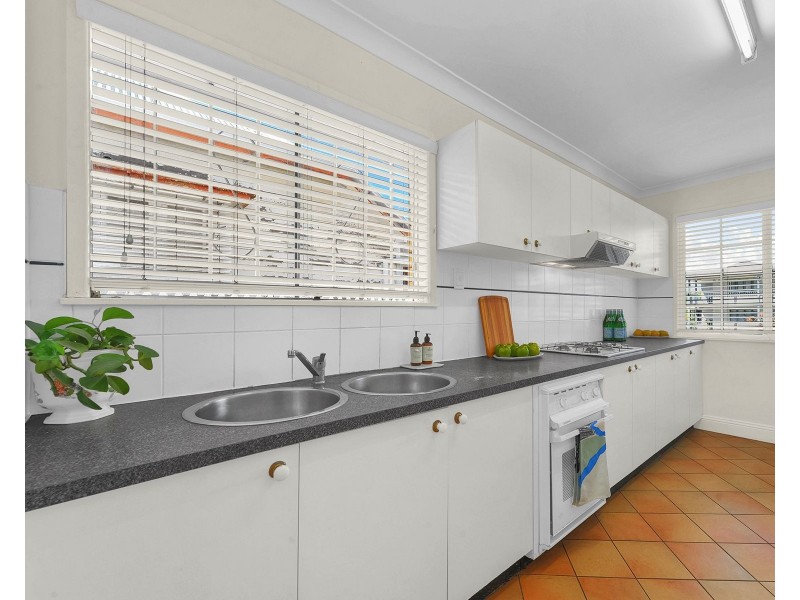 1/104 Oriel Road, Clayfield QLD 4011