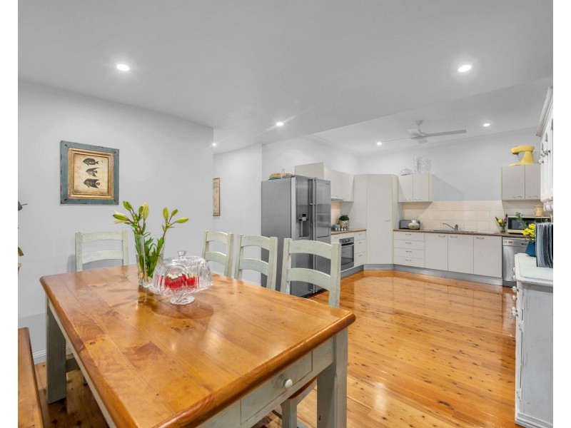 5 Edith Street, Deagon QLD 4017