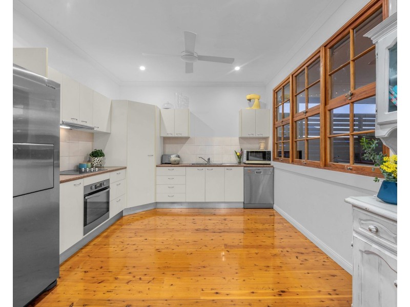 5 Edith Street, Deagon QLD 4017