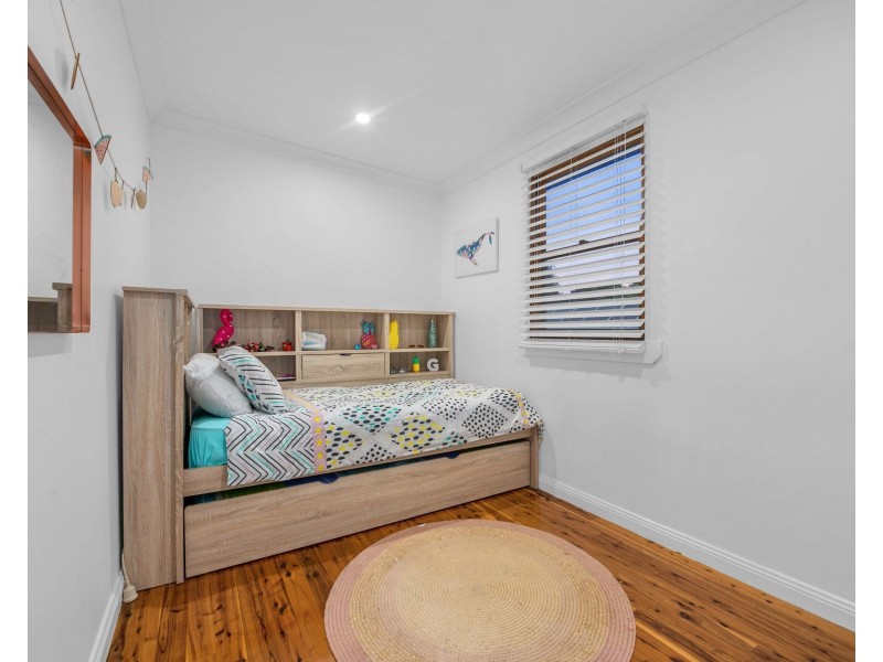 5 Edith Street, Deagon QLD 4017