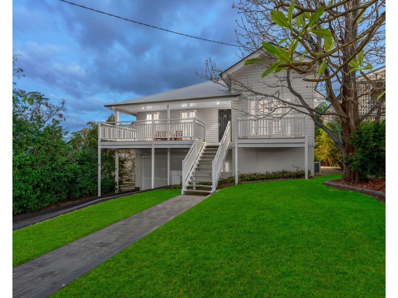 15 Barlow Street, Clayfield QLD 4011