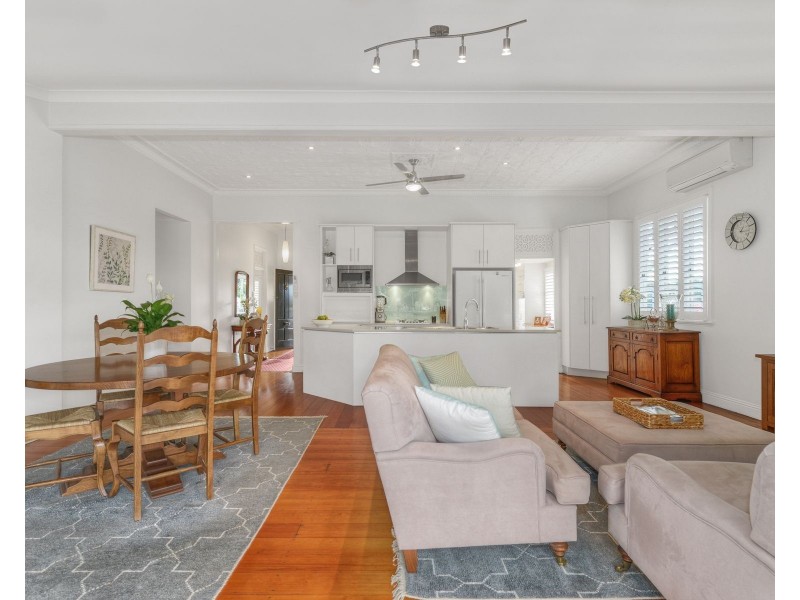15 Barlow Street, Clayfield QLD 4011