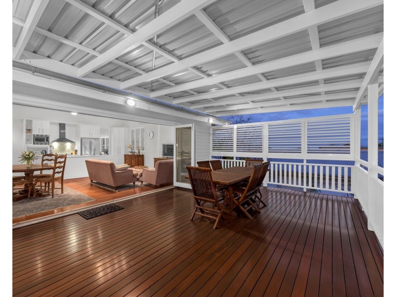 15 Barlow Street, Clayfield QLD 4011