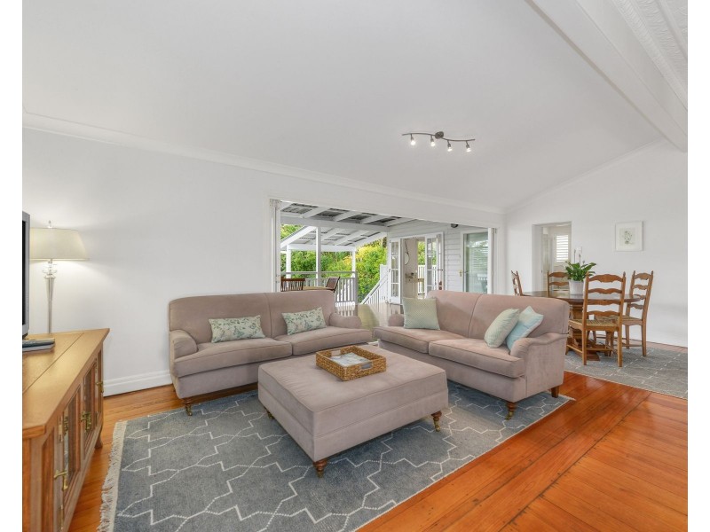 15 Barlow Street, Clayfield QLD 4011
