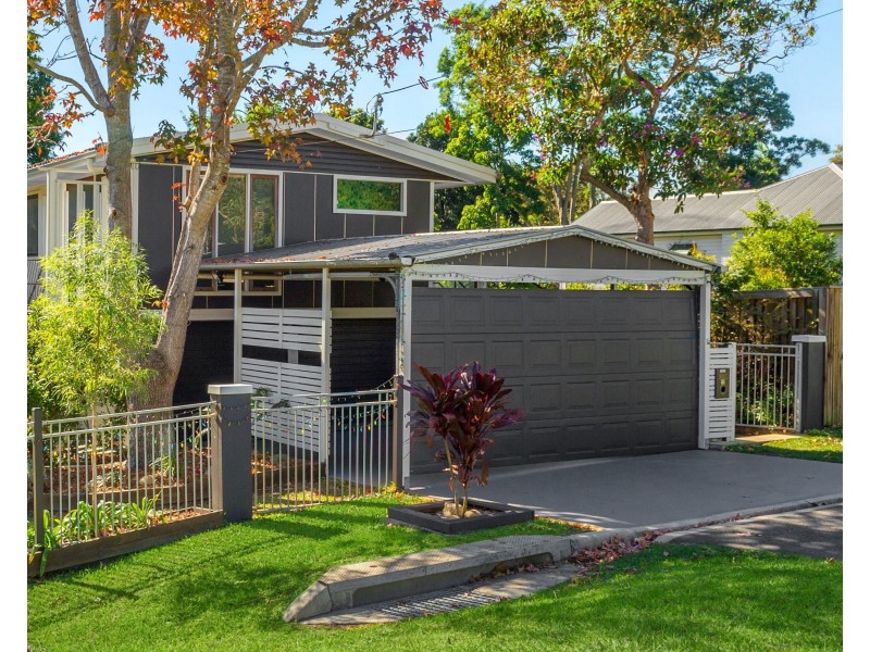 17 Kemble Street, Clayfield QLD 4011