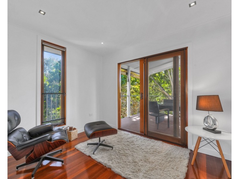 17 Kemble Street, Clayfield QLD 4011