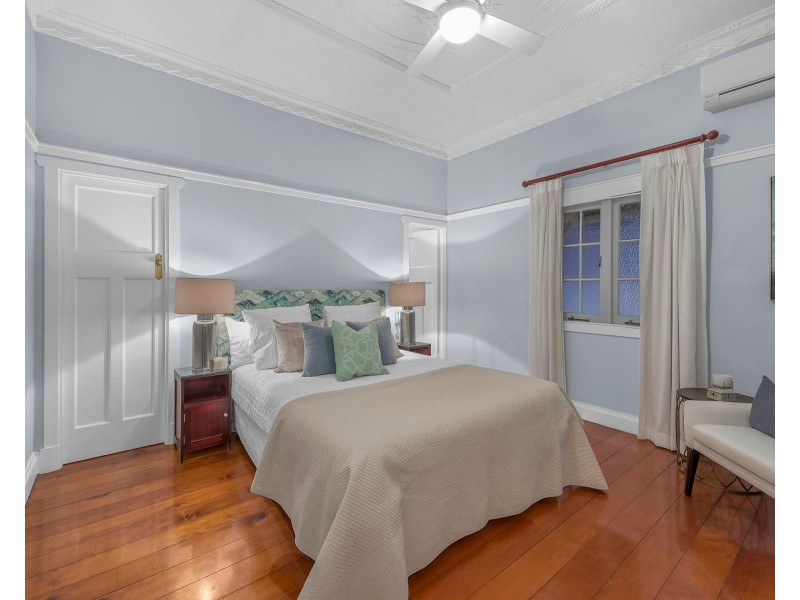 128 Yabba Street, Ascot QLD 4007