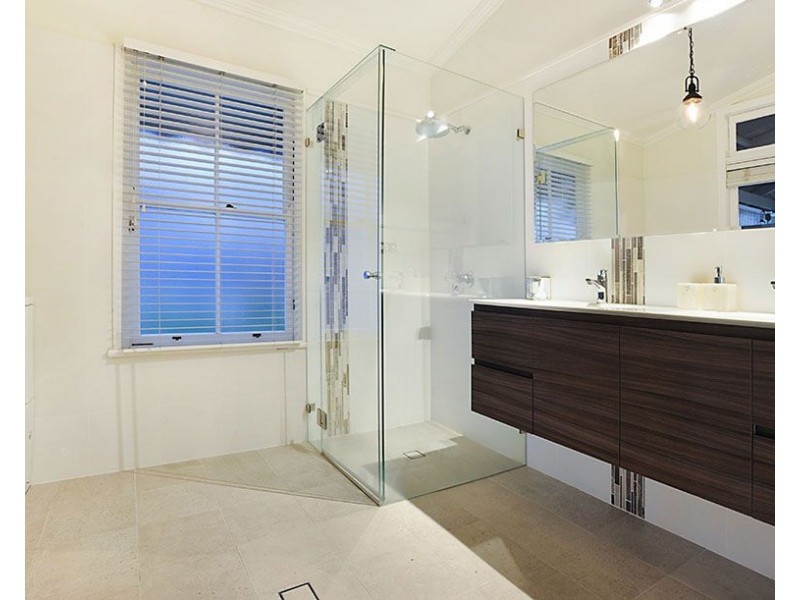 32 Dalrymple Street, Wilston QLD 4051