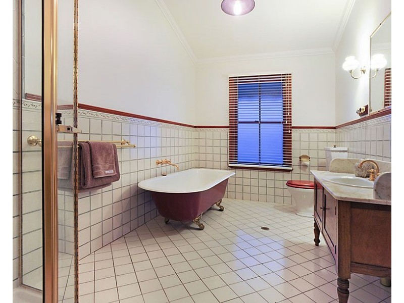 32 Dalrymple Street, Wilston QLD 4051