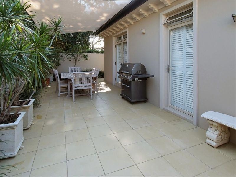 78 Woodville Street, Hendra QLD 4011