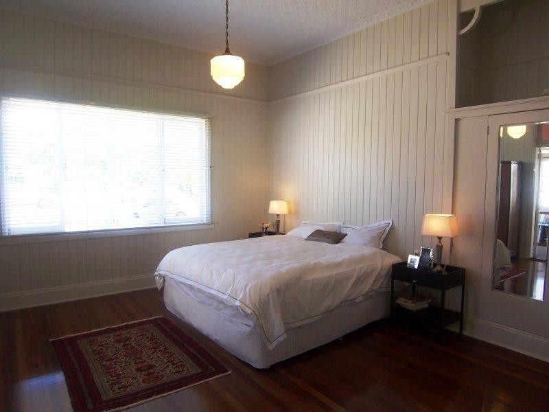 16 Roseby Avenue, Clayfield QLD 4011