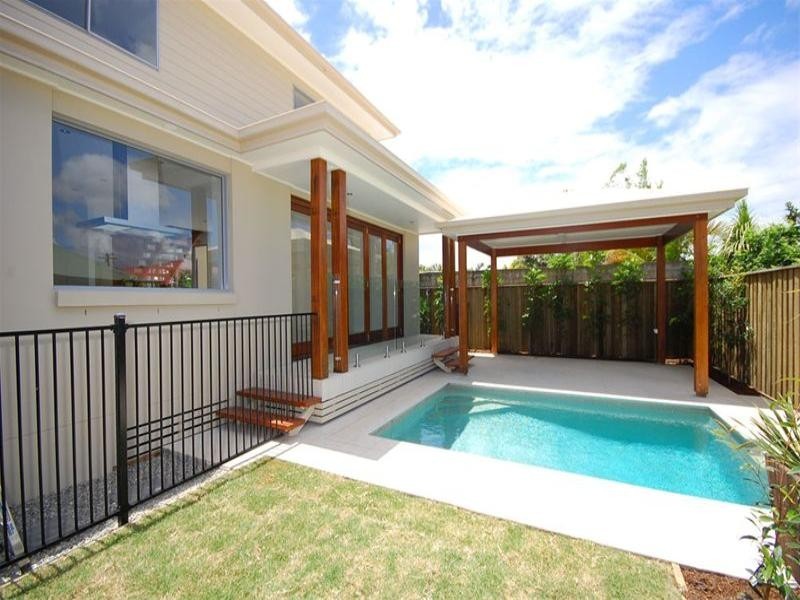 10 Harding Street, Hendra QLD 4011