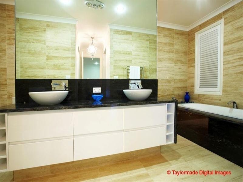 128 Alexandra Road, Clayfield QLD 4011