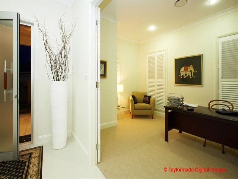 128 Alexandra Road, Clayfield QLD 4011