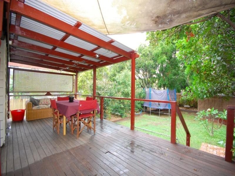 77 Allen Street, Hamilton QLD 4007