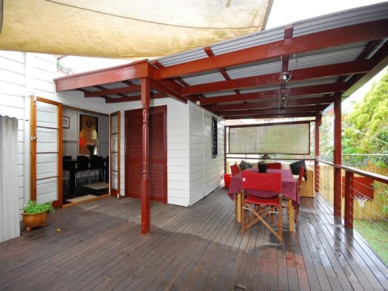 77 Allen Street, Hamilton QLD 4007