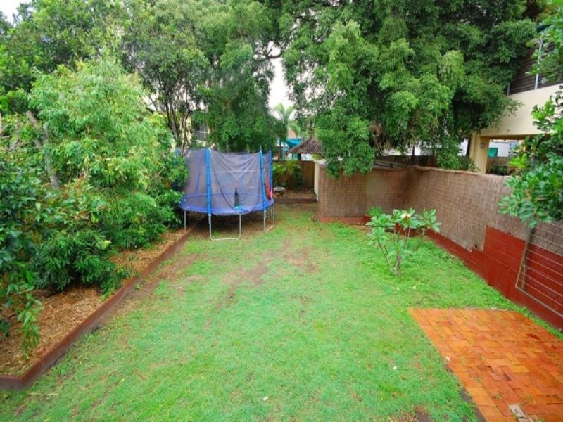 77 Allen Street, Hamilton QLD 4007