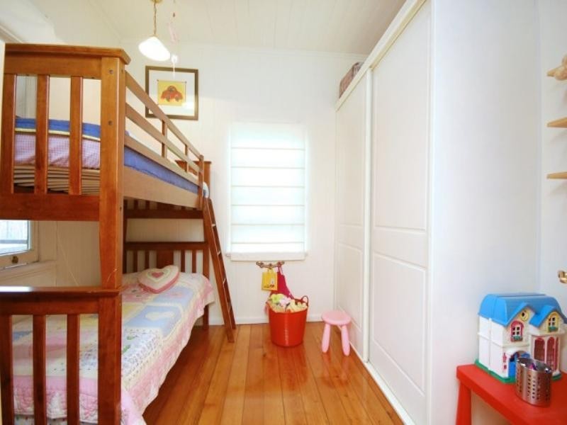 77 Allen Street, Hamilton QLD 4007