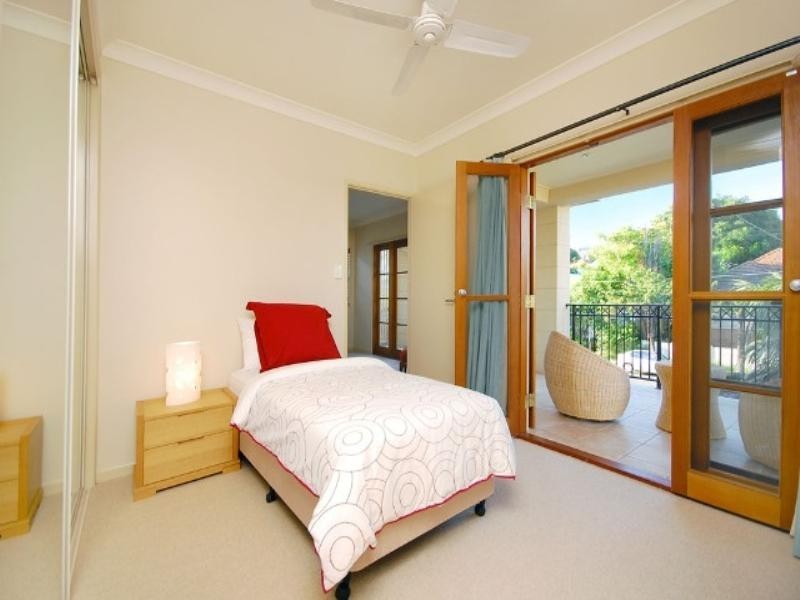 101 Barlow Street, Clayfield QLD 4011