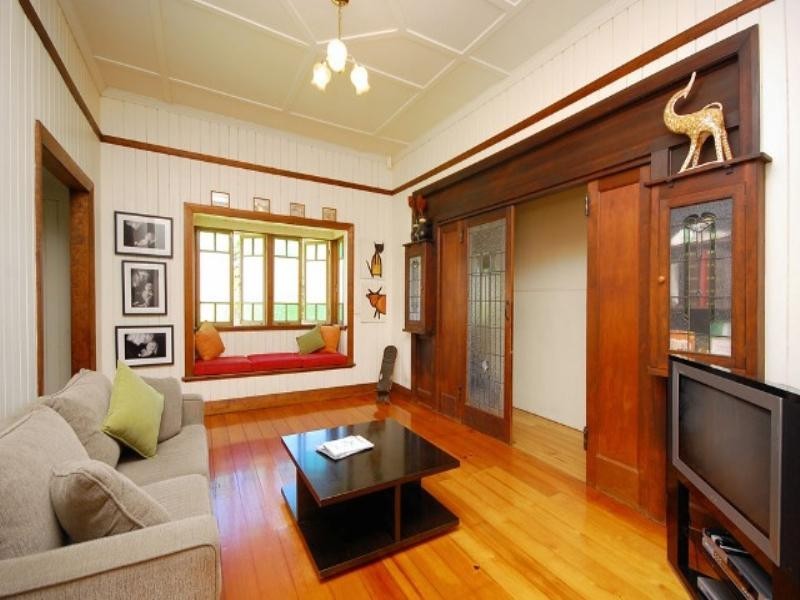 44 Ashgrove Avenue, Ashgrove QLD 4060