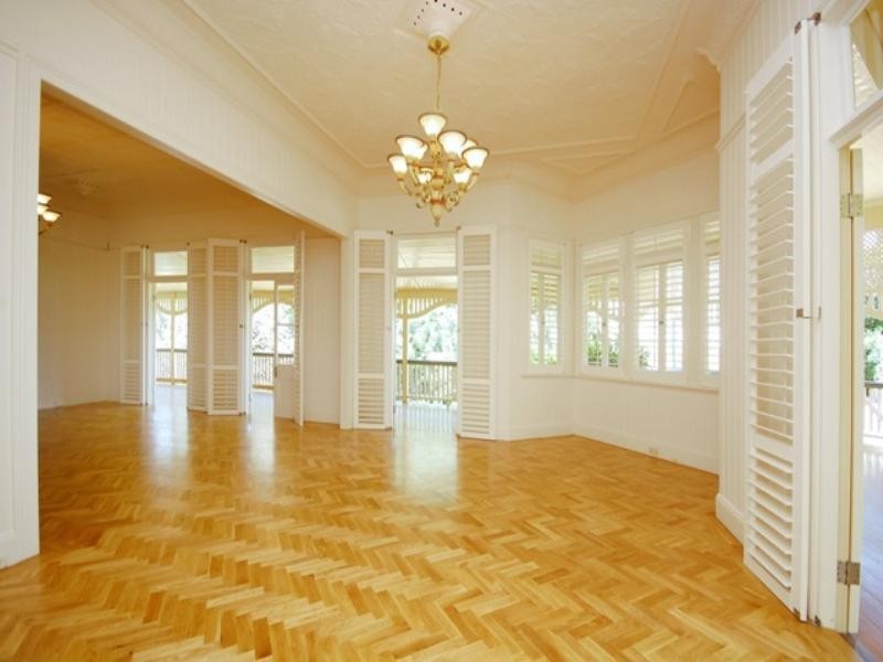 43 Crescent Road, Hamilton QLD 4007