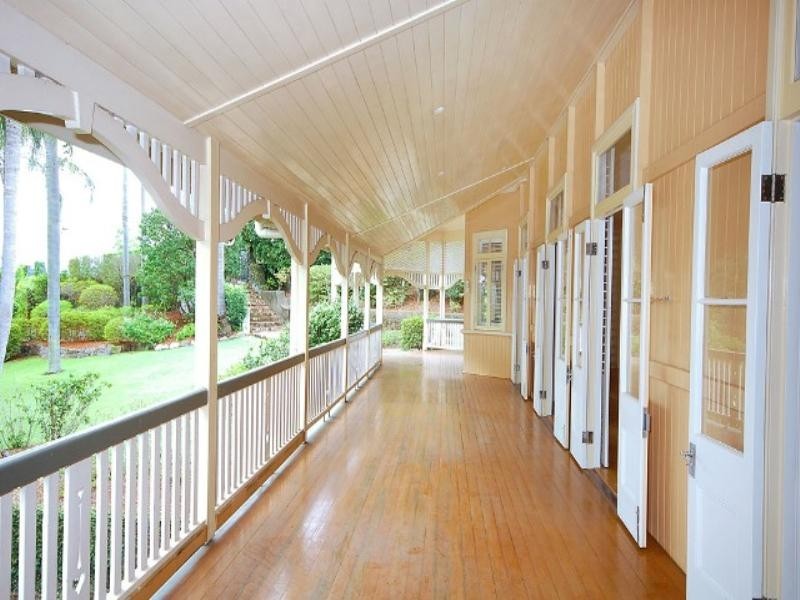 43 Crescent Road, Hamilton QLD 4007