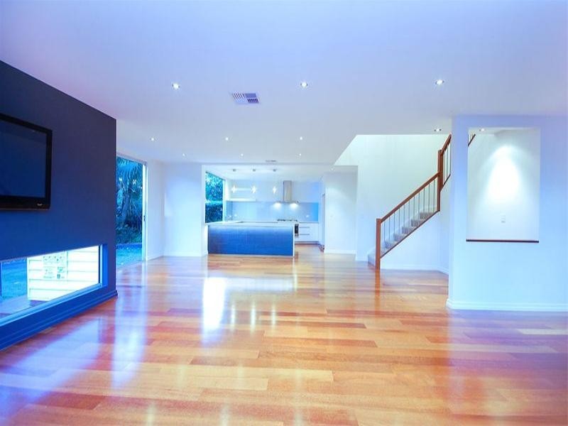 8 Blaikie Street, Hendra QLD 4011