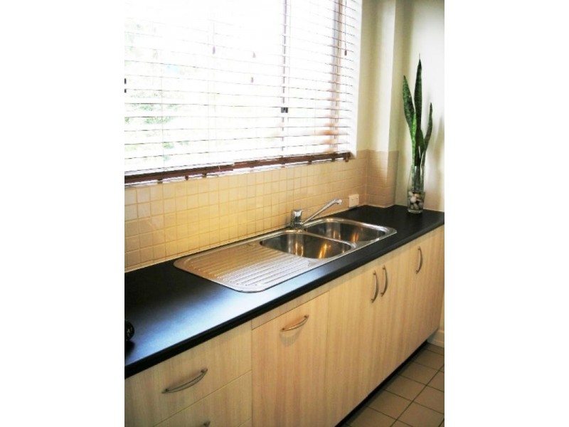 4/33 Mullens Street, Hamilton QLD 4007