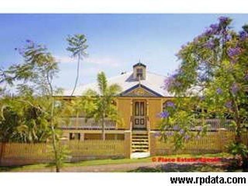 6 Queens Road, Hamilton QLD 4007