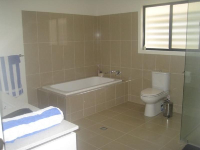 14 McIntyre St,, Hendra QLD 4011