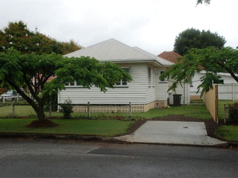 34 Williams Avenue, Hendra QLD 4011