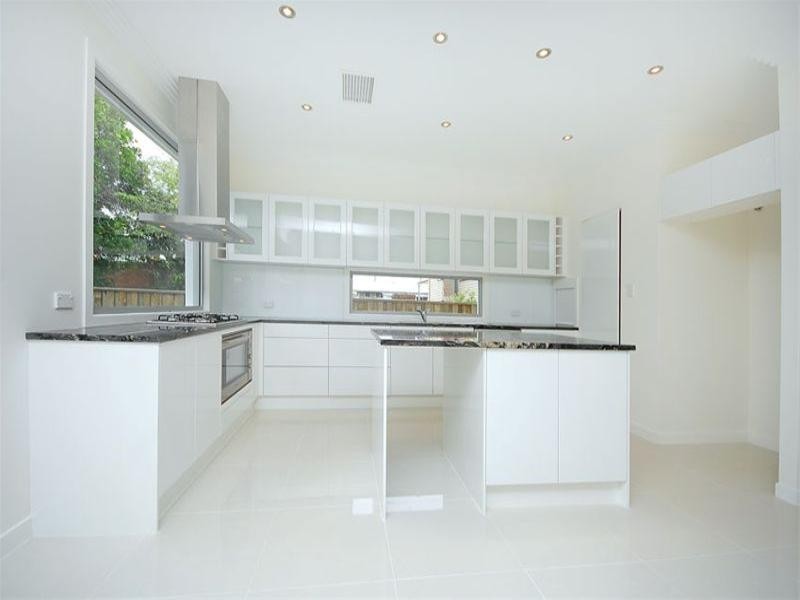 12 Harding Street, Hendra QLD 4011