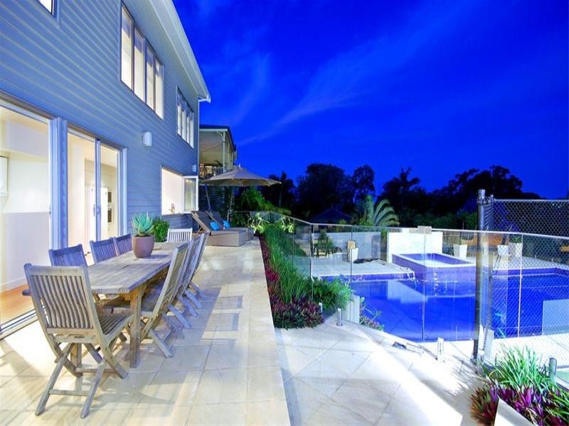 3 Southerden Avenue, Grange QLD 4051