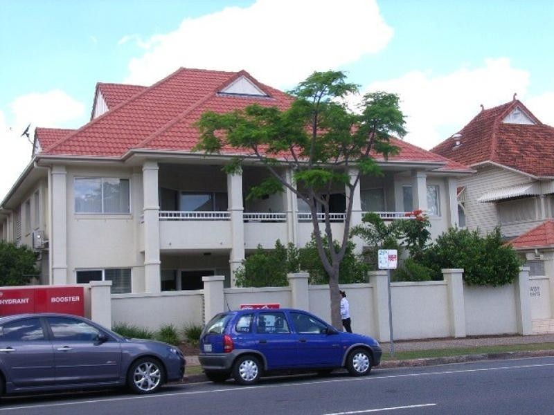 2/41 Racecourse Road, Hamilton QLD 4007