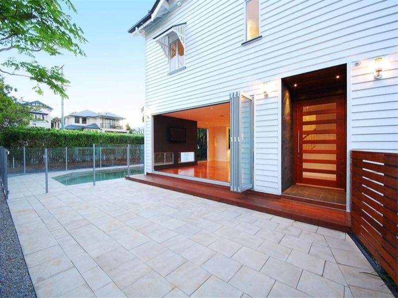 8 Blaikie Street, Hendra QLD 4011