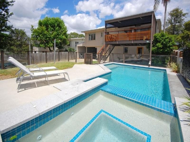 19 Marford Street, Chermside West QLD 4032