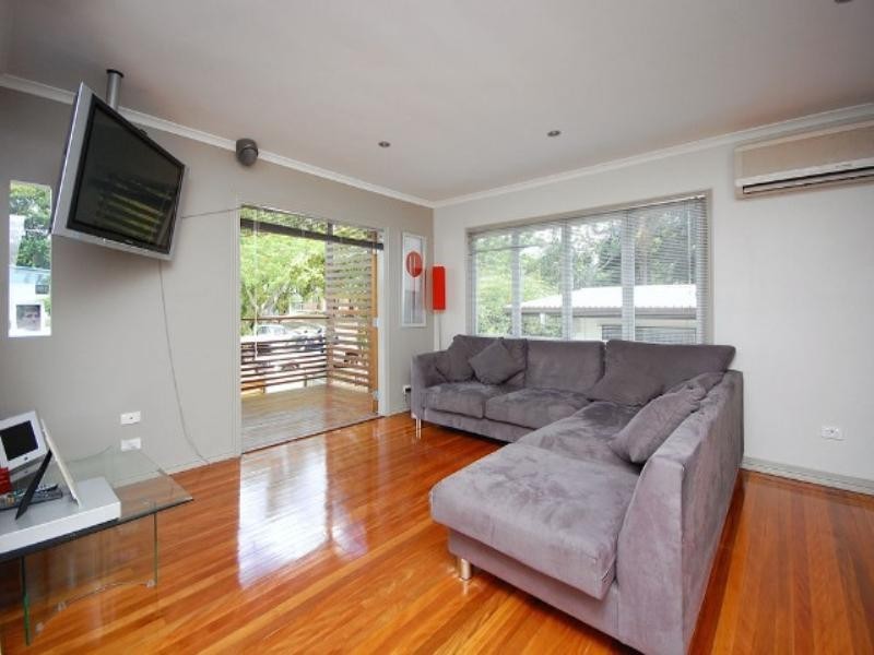 19 Marford Street, Chermside West QLD 4032