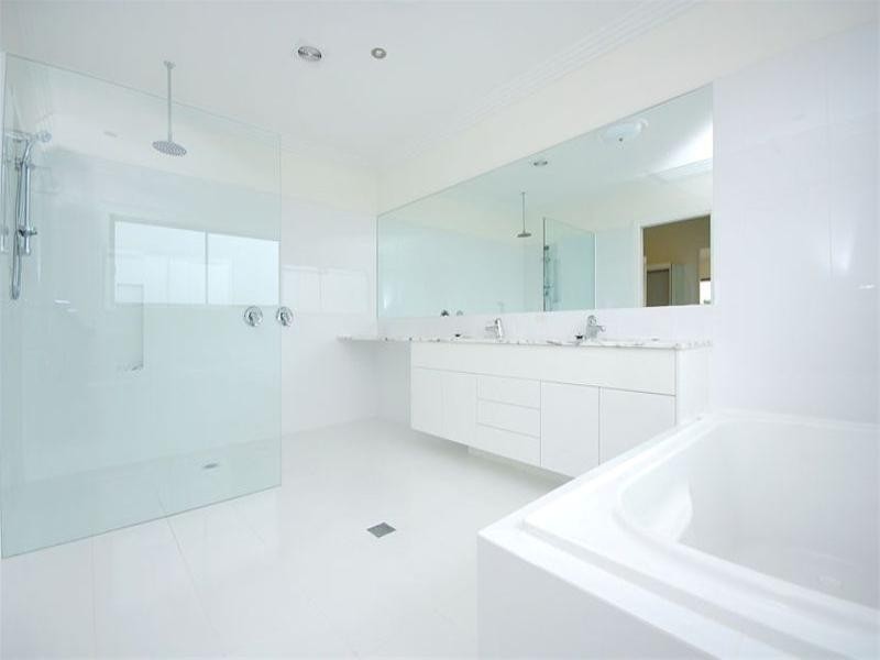 12 Harding Street, Hendra QLD 4011