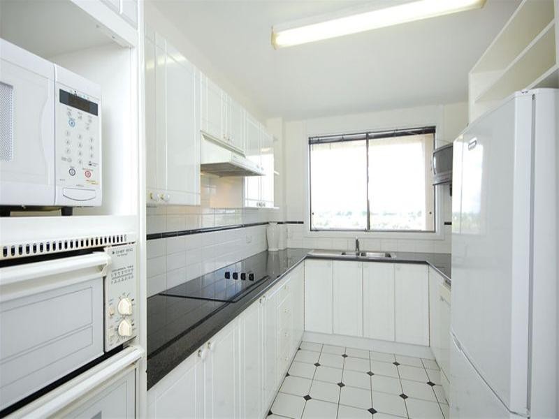 3/55 Hillside Crescent, Hamilton QLD 4007