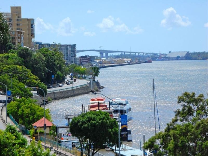 3/55 Hillside Crescent, Hamilton QLD 4007